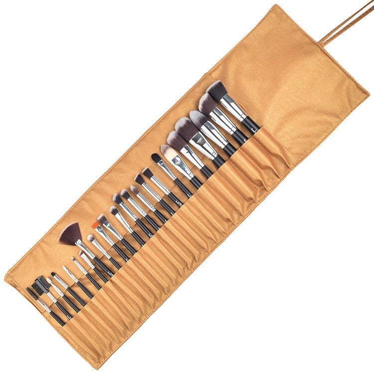Premium Makeup Brush – Soft, Smooth & Durable for Flawless Application