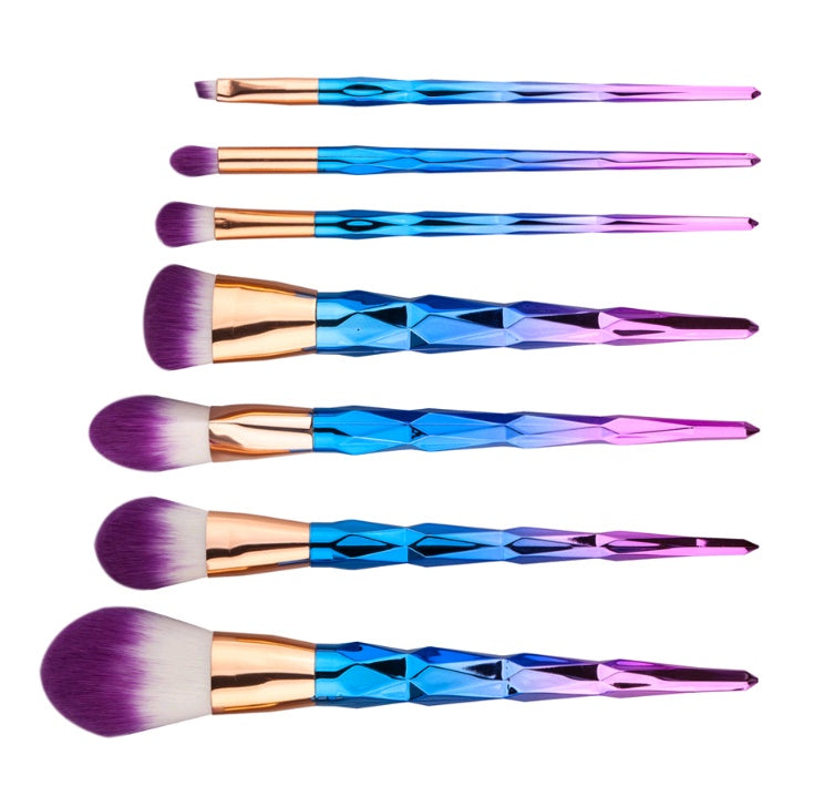 7-Piece Professional Makeup Brush Set Nylon Bristles & Electroplated Rubber Handle