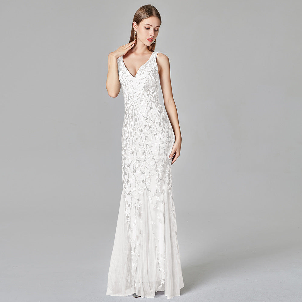 Embroidered Beaded V-Neck Fishtail Wedding Dress