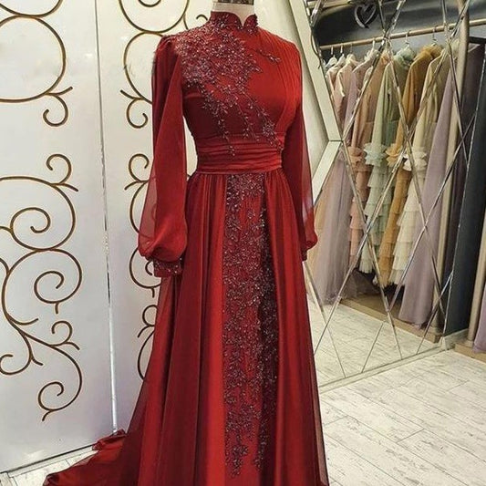Chic lace dress in picture color with regular sleeves, crafted from polyester fiber. Available in sizes US 2–16W. Perfect for formal and semi-formal events.