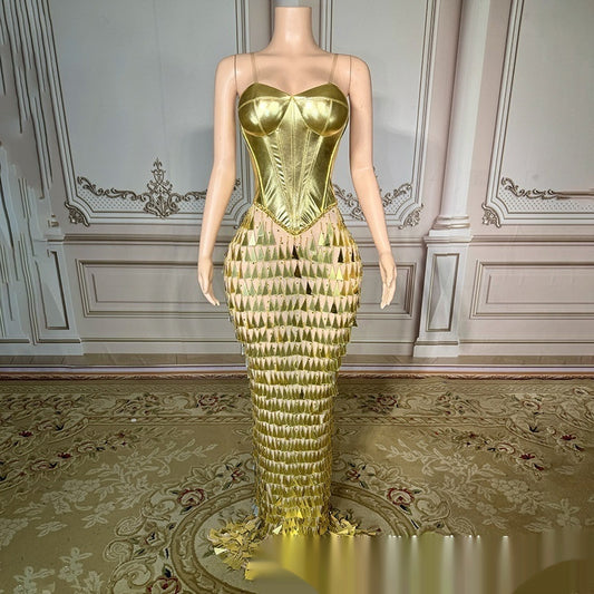 Stunning gold high-waist floor-length party dress with sparkling diamond accents. Made from stretchy spandex with hot drilling craft. Sizes S–XL.