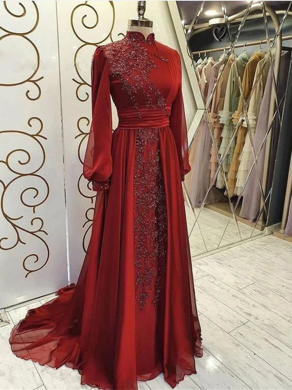 Elegant Lace Dress – Regular Sleeve