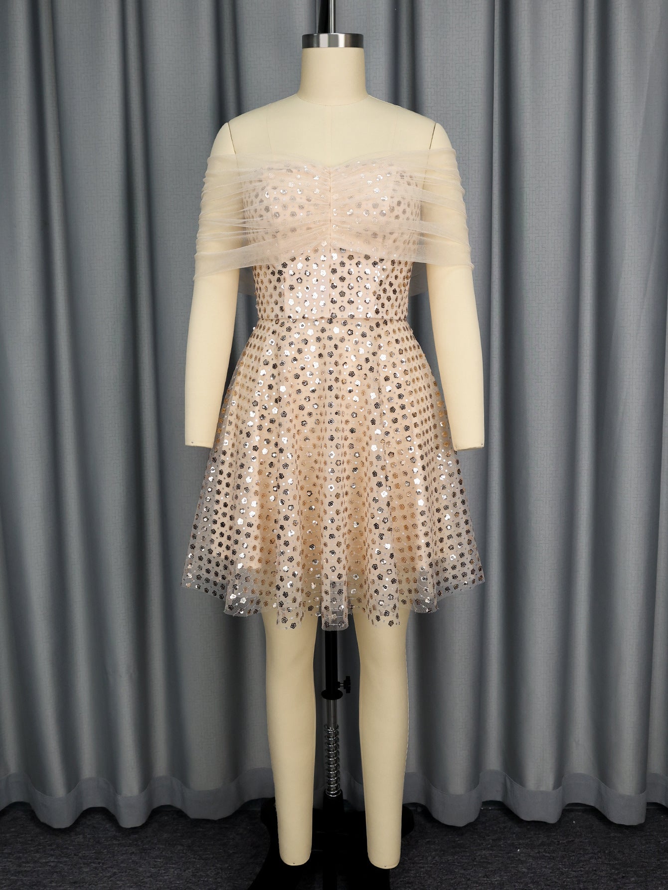 Elegant Light Pink A-Line High-Waist Dress with Mesh Sleeves