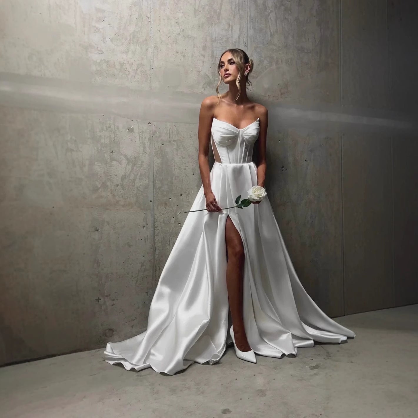 Sleeveless Mid-Waist Long Dress with Folding Details