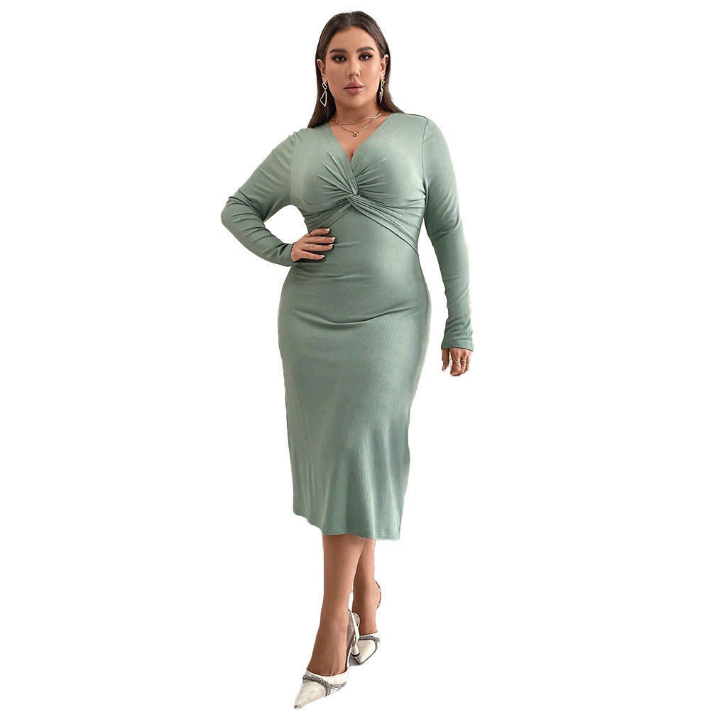 Plus Size Green Knitted One-Step Dress – Solid Color Mid Waist